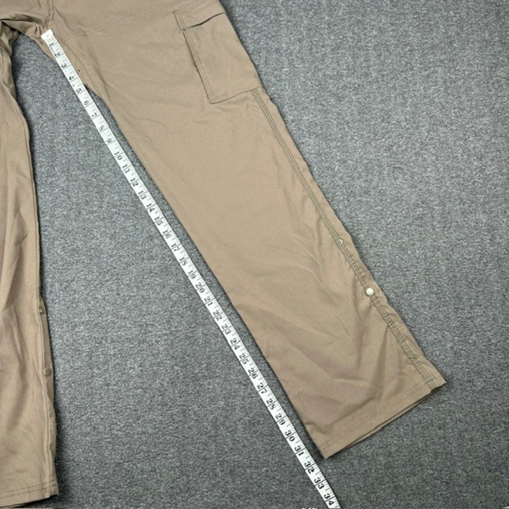 PrAna Zion Mens Tan Khaki Stretch Cargo Hiking Pants 30x32 Measures 32x32 - Picture 8 of 10